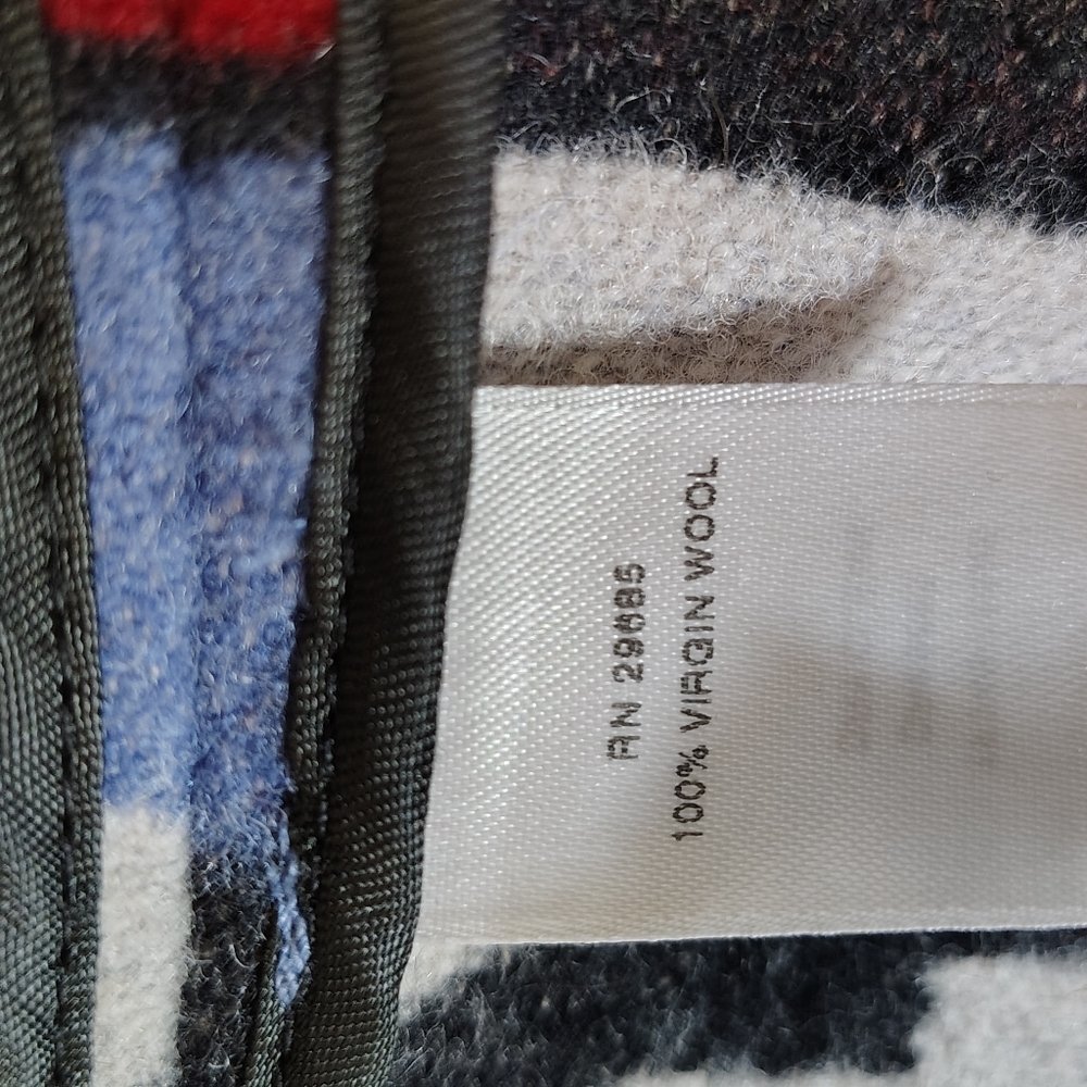 Pendleton Vest - Picture 7 of 7